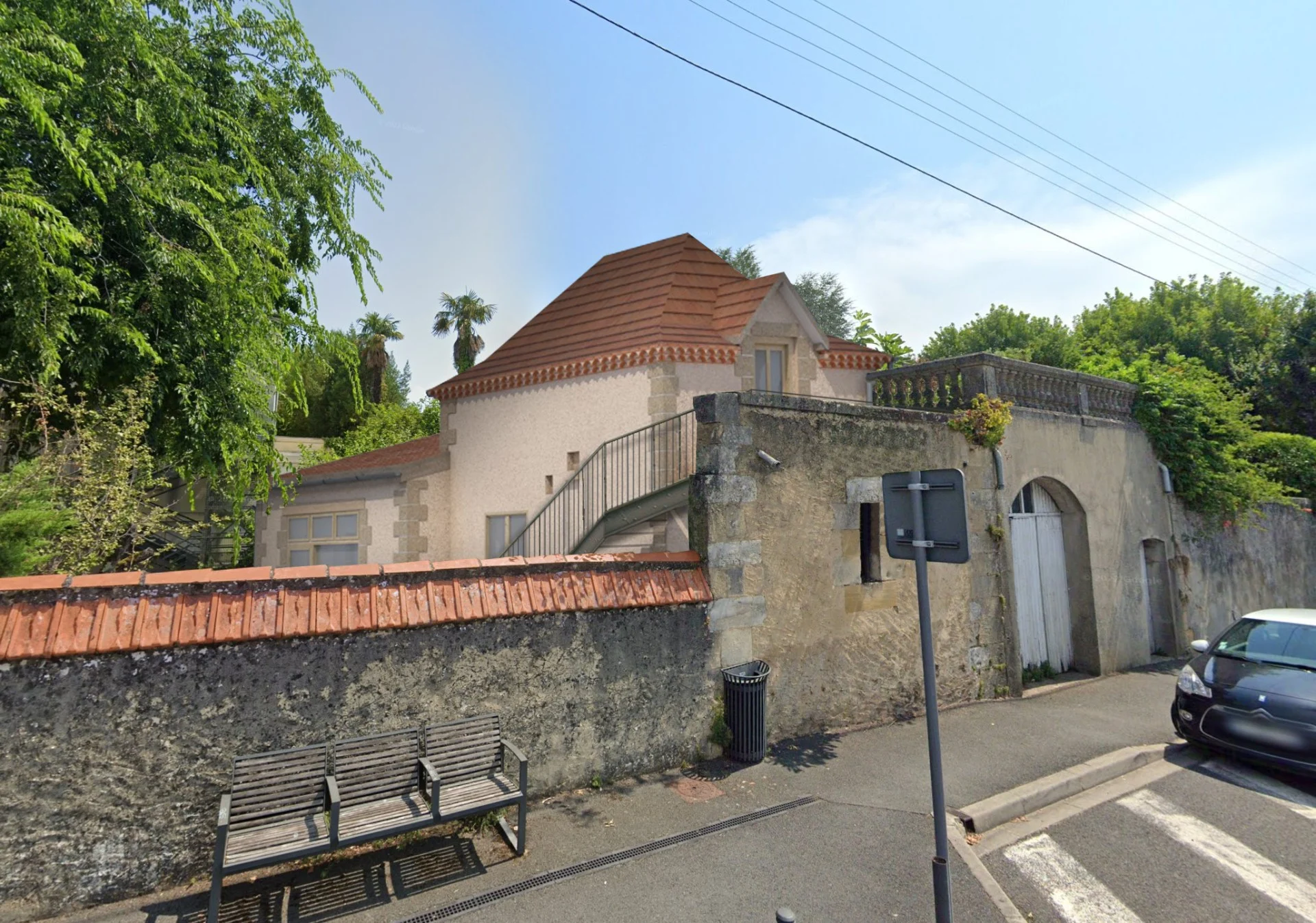 Réhabilitation grange en bureaux HEPAD La Madeleine BERGERAC (travaux en cours)